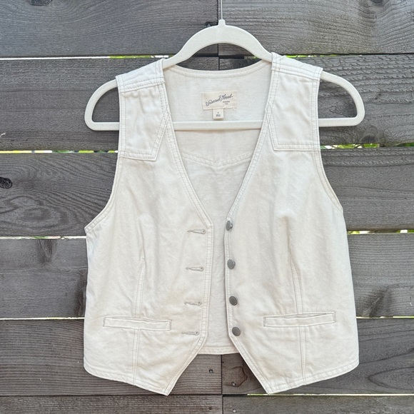 Universal Thread Jackets & Blazers - Universal Thread Cream Vest
